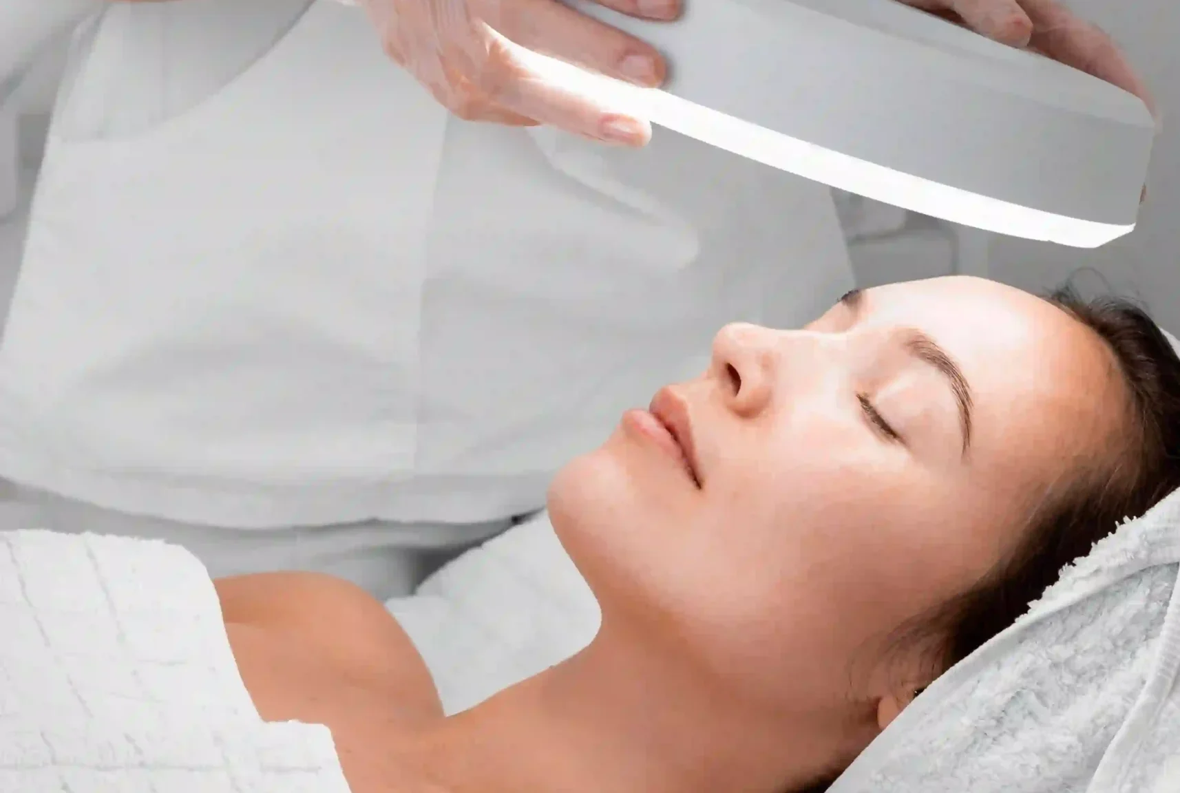 tratamiento facial no invasivo en cabina de estética Ana Marco